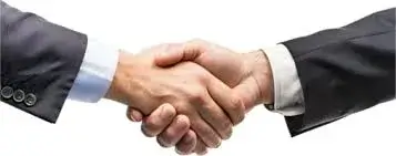 Image illustrant deux personnes se serrant la main pour symboliser la collaboration et le partenariat dans l'investissement.